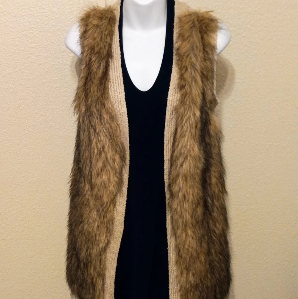 Womens XS Hippie Venus Faux Fur Sweater Vest. Natural. Side Pockets. Vintage - Picture 1 of 12